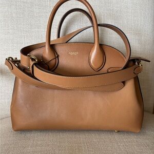 Coach Empire 28 Honey Brown
